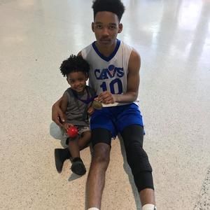 Meet your Posher, Joni